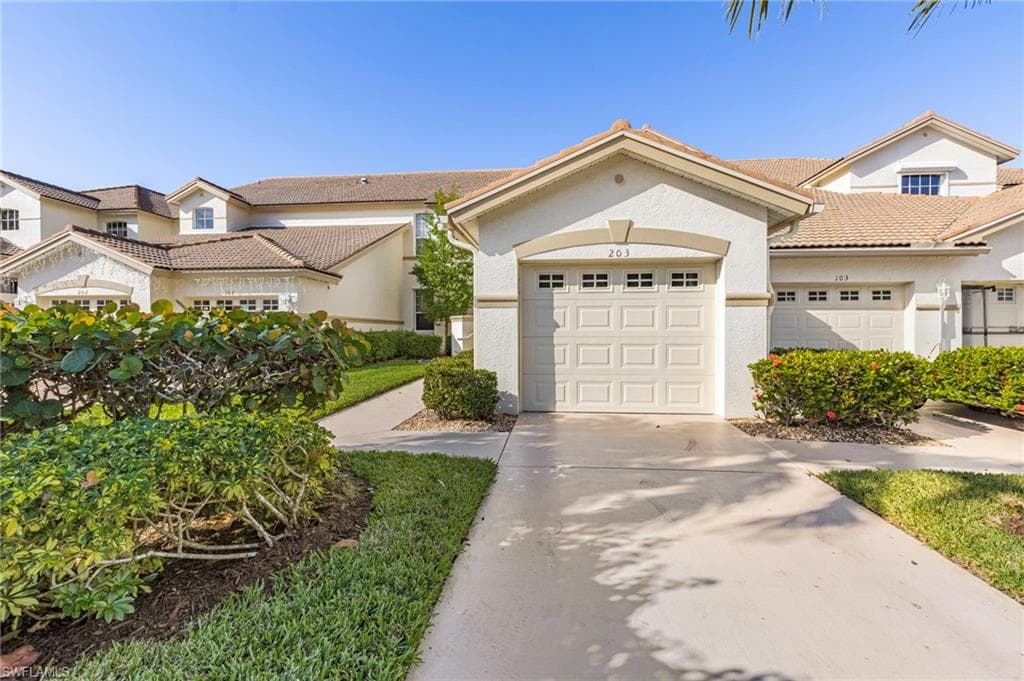 9231 Bayberry BEND # 203, FORT MYERS FL 33908-48