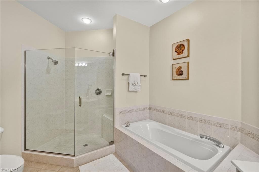 9231 Bayberry BEND # 203, FORT MYERS FL 33908-14