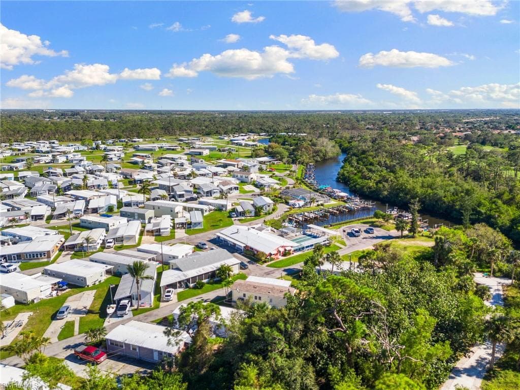 20670 River DR, ESTERO FL 33928-23