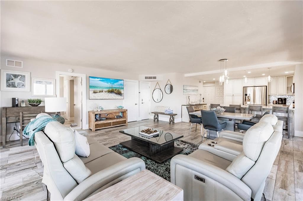 17170 Harbour Point DR # 437, FORT MYERS FL 33908-3