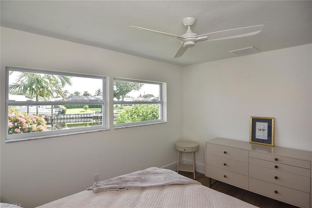 381 Norwood CT, FORT MYERS FL 33919-26