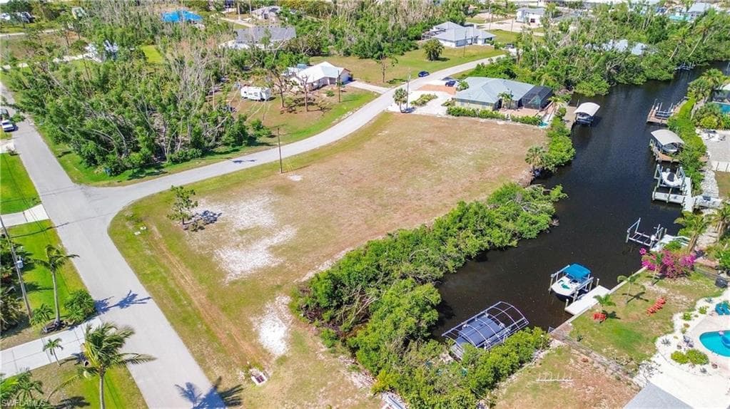 5643 Ann Arbor DR, BOKEELIA FL 33922-15