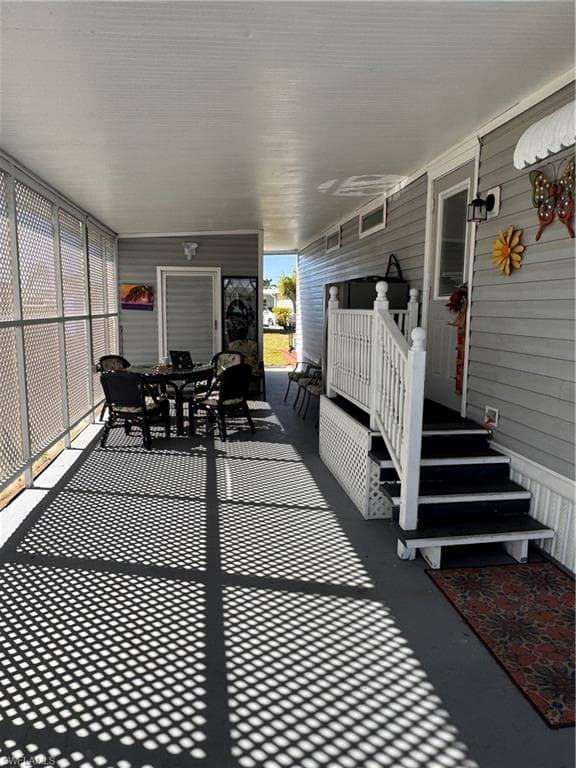 264 Shoreland DR, FORT MYERS FL 33905-3