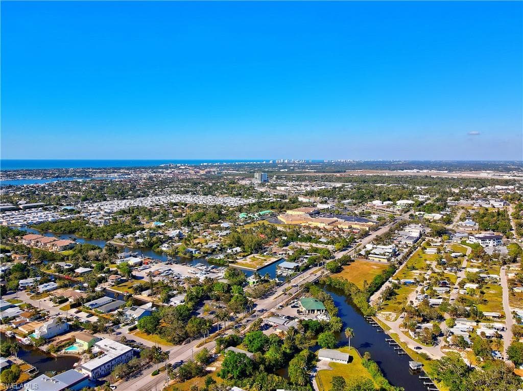 3054 Coco AVE, NAPLES FL 34112-6