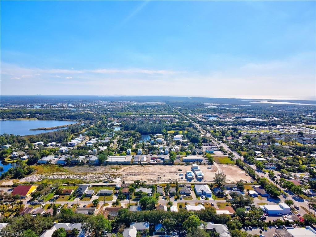 3054 Coco AVE, NAPLES FL 34112-3