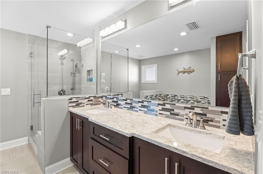 18404 Cutlass DR, FORT MYERS BEACH FL 33931-21