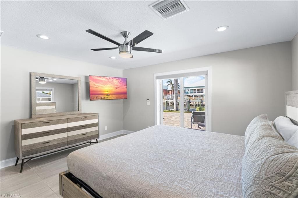 18404 Cutlass DR, FORT MYERS BEACH FL 33931-19