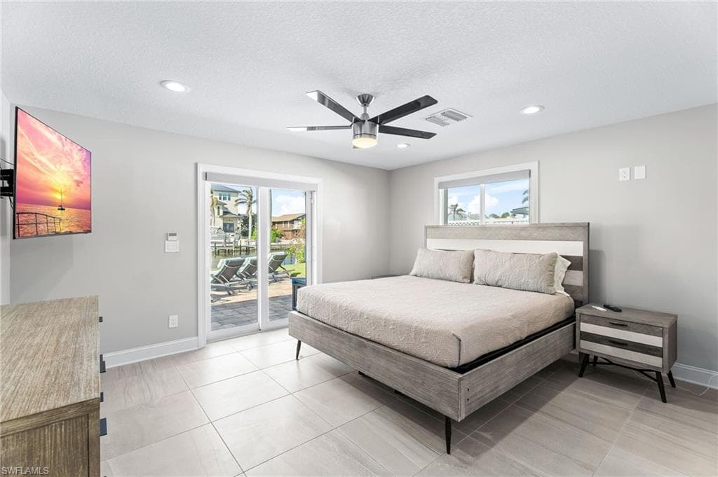 18404 Cutlass DR, FORT MYERS BEACH FL 33931-18