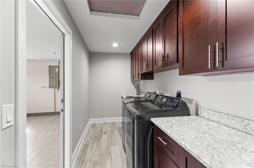 18404 Cutlass DR, FORT MYERS BEACH FL 33931-28