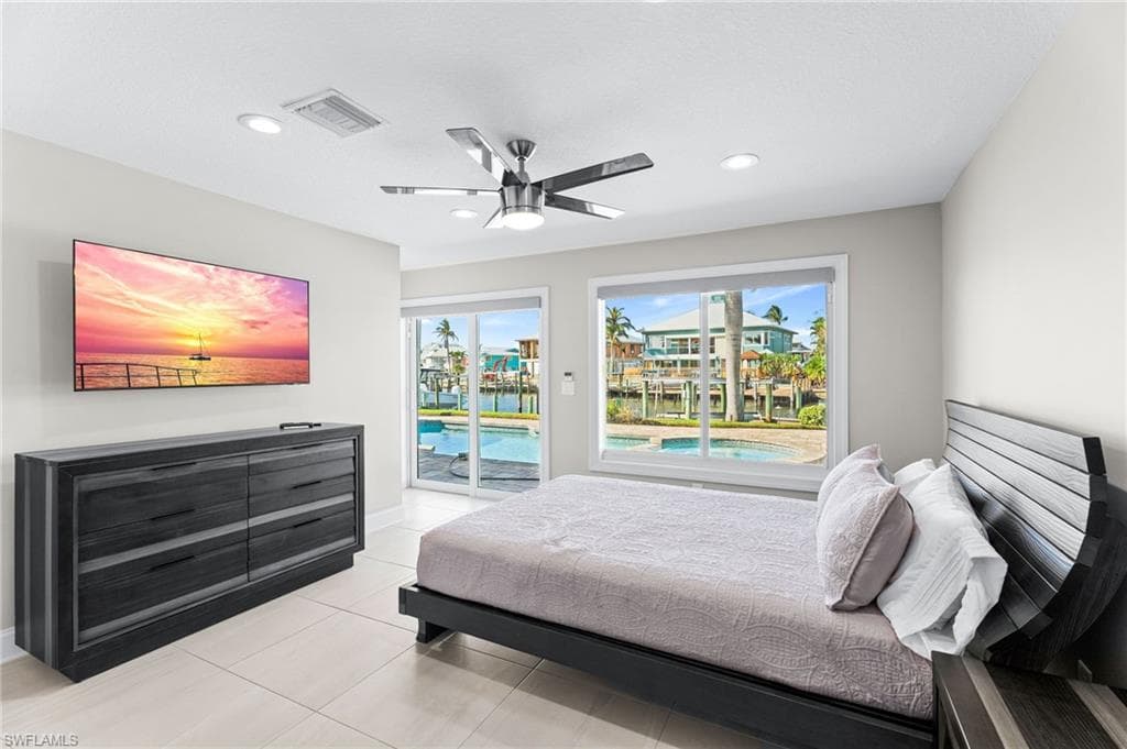18404 Cutlass DR, FORT MYERS BEACH FL 33931-24
