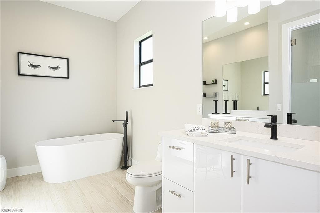 10021 Anthony Michael CIR, BONITA SPRINGS FL 34135-19