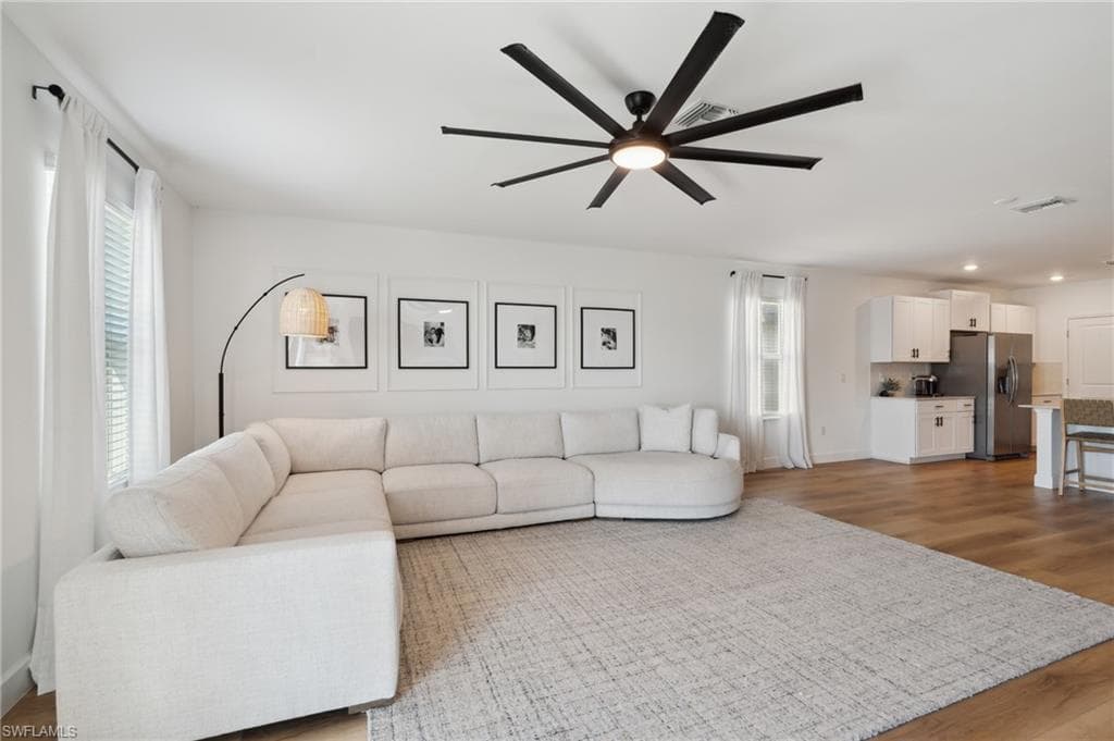 17729 Paradiso WAY, NORTH FORT MYERS FL 33917-6