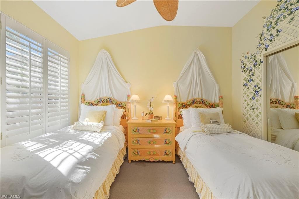 10801 Crooked River RD # 203, ESTERO FL 34135-33