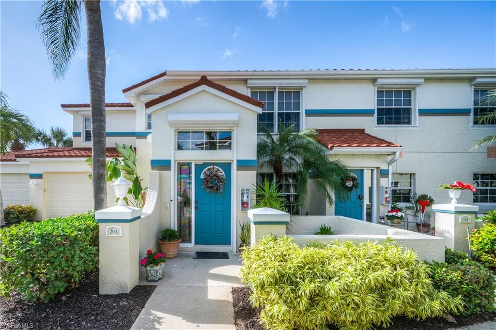 10801 Crooked River RD # 203, ESTERO FL 34135-37