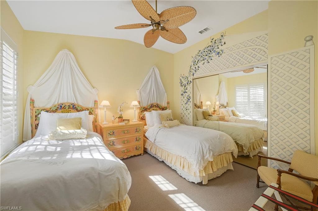 10801 Crooked River RD # 203, ESTERO FL 34135-32