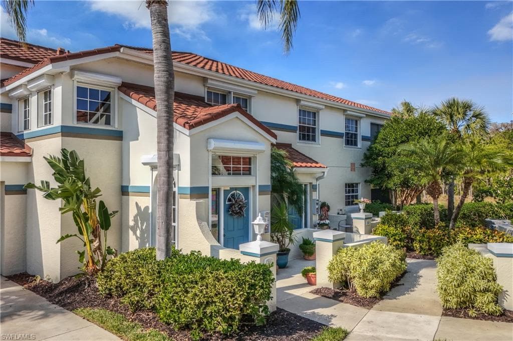 10801 Crooked River RD # 203, ESTERO FL 34135-36