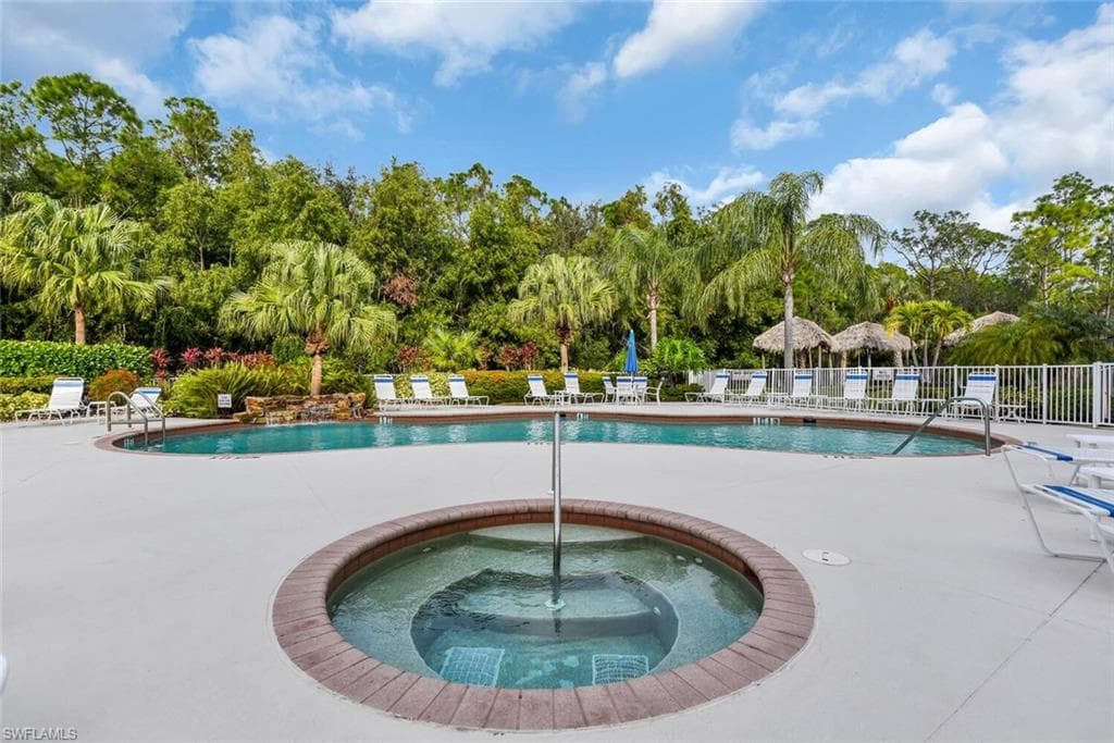 9165 Celeste DR # 303, NAPLES FL 34113-24