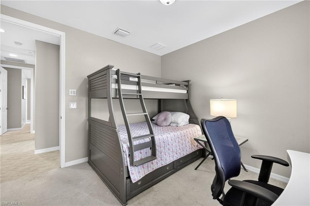 1134 Medan CT N # 33, NAPLES FL 34113-18