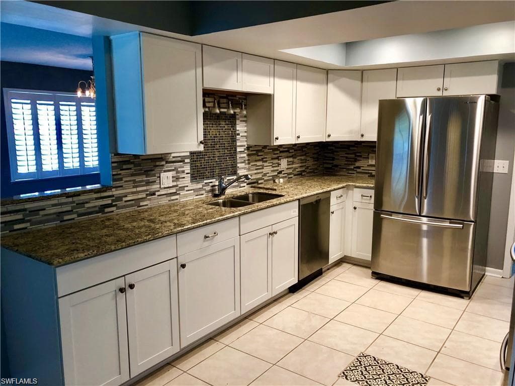250 Palm River BLVD # B102, NAPLES FL 34110-2