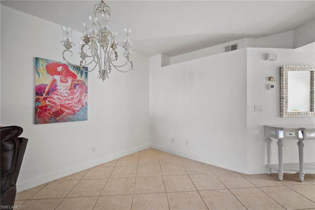 6935 Rain Lily CT # 103, NAPLES FL 34109-8