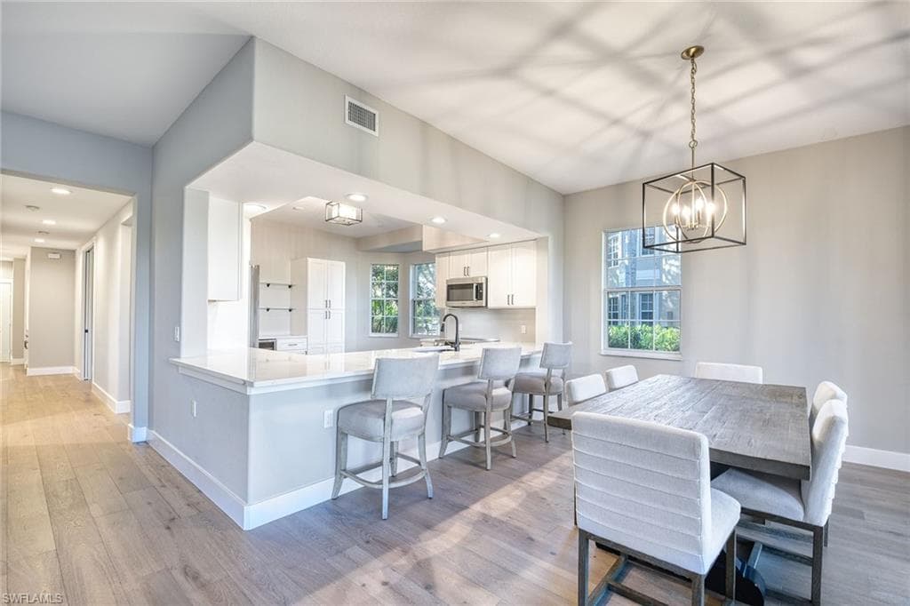 825 Regency Reserve CIR # 3701, NAPLES FL 34119-7