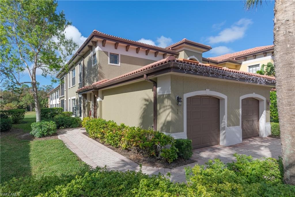 1303 Verde DR # 1603, NAPLES FL 34105-1