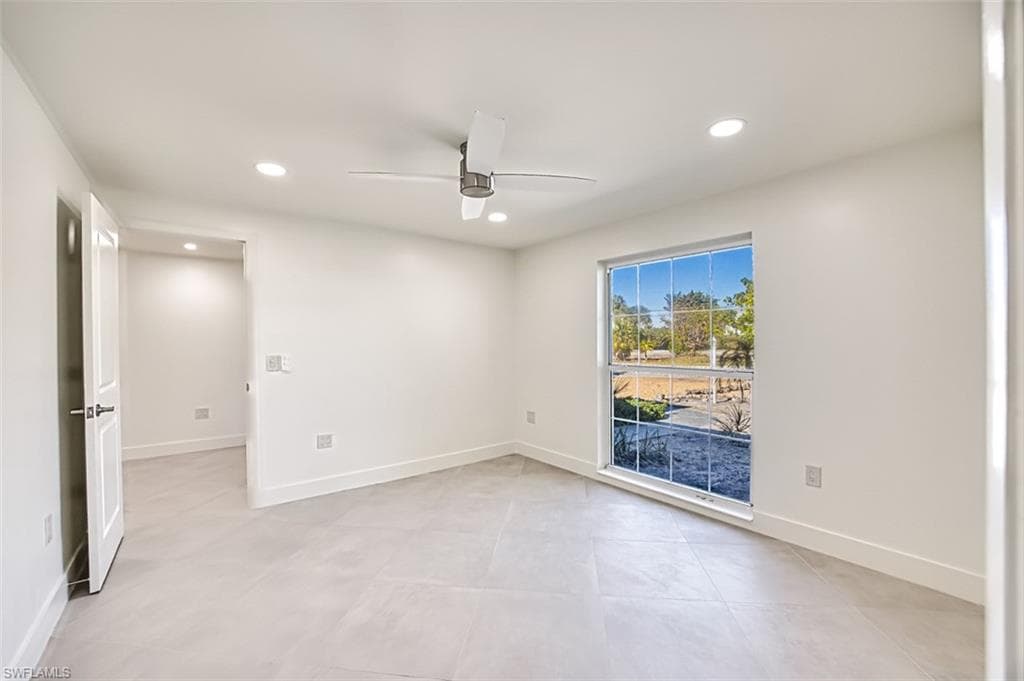 755 Pen Shell DR, SANIBEL FL 33957-11