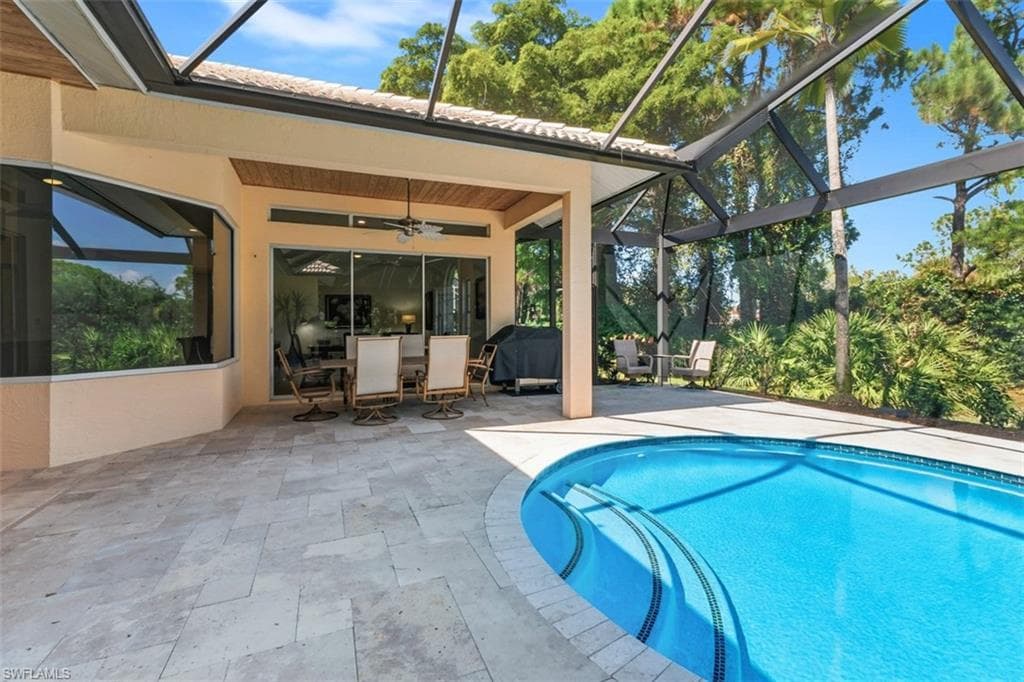 657 Soliel DR, NAPLES FL 34110-24