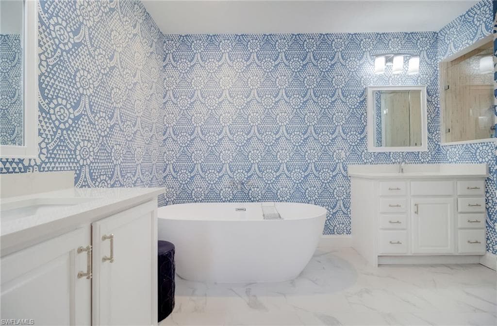 4734 Stratford CT # 1702, NAPLES FL 34105-13