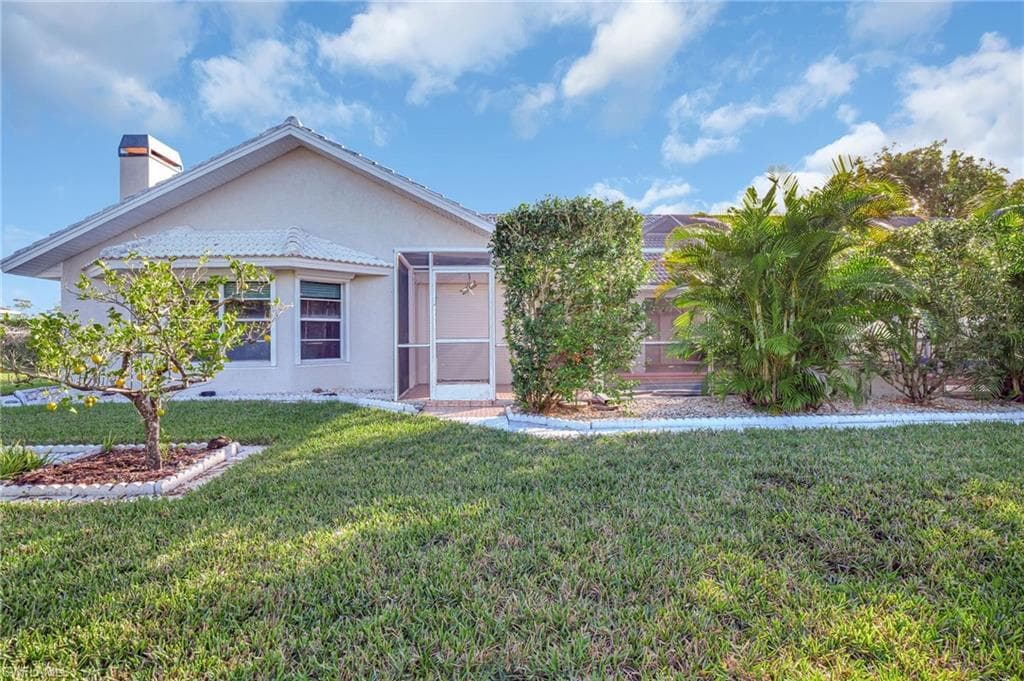 105 Ortona ST, LEHIGH ACRES FL 33936-4