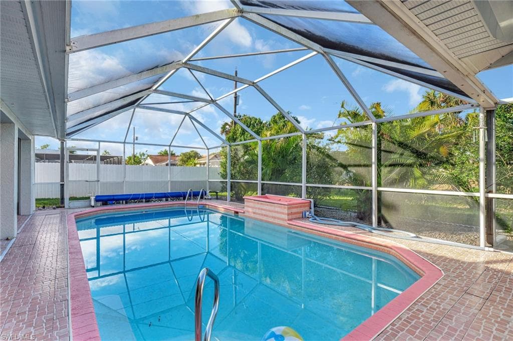 105 Ortona ST, LEHIGH ACRES FL 33936-32