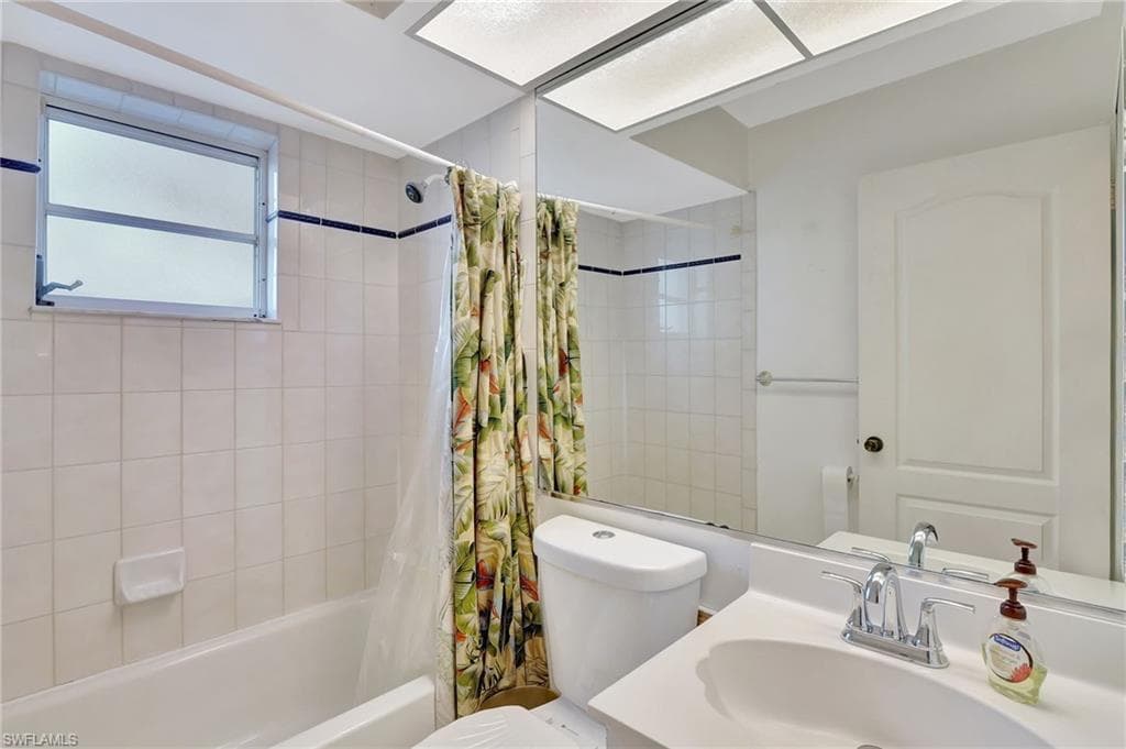 105 Ortona ST, LEHIGH ACRES FL 33936-24