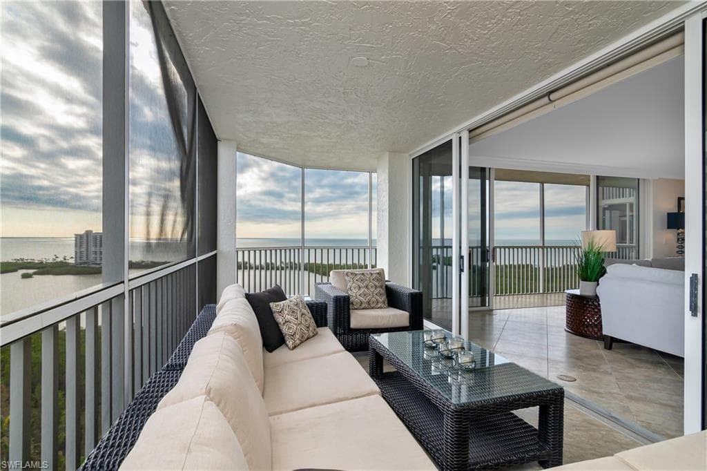 5550 Heron Point DR # 1804, NAPLES FL 34108-16