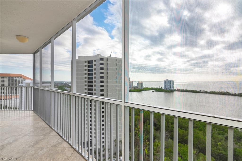 5550 Heron Point DR # 1804, NAPLES FL 34108-17