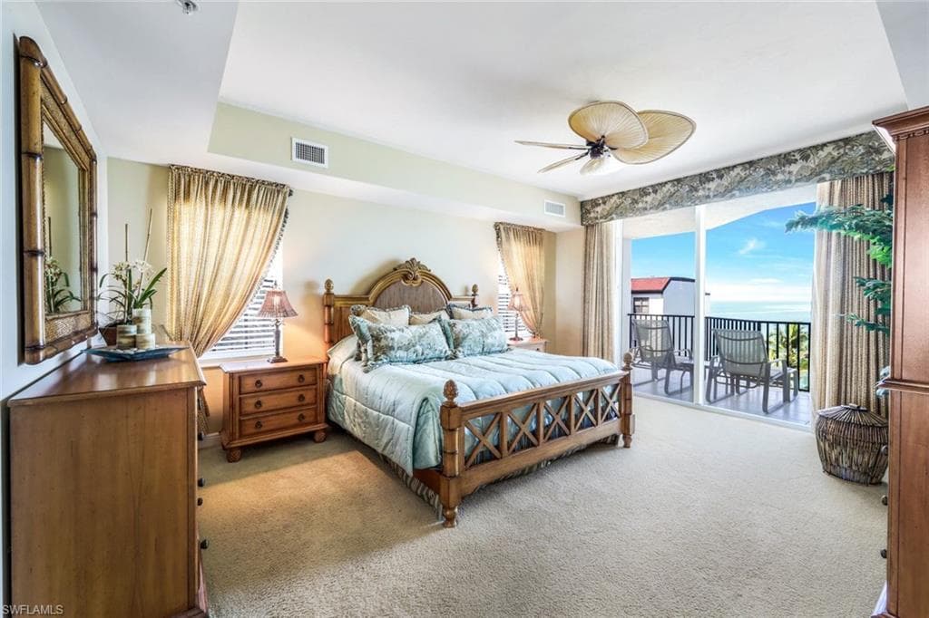 700 La Peninsula BLVD # 401, NAPLES FL 34113-21