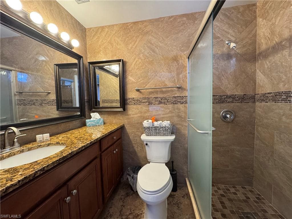 320 Lazy WAY, FORT MYERS BEACH FL 33931-22