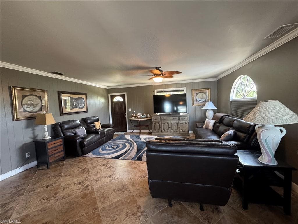 320 Lazy WAY, FORT MYERS BEACH FL 33931-16