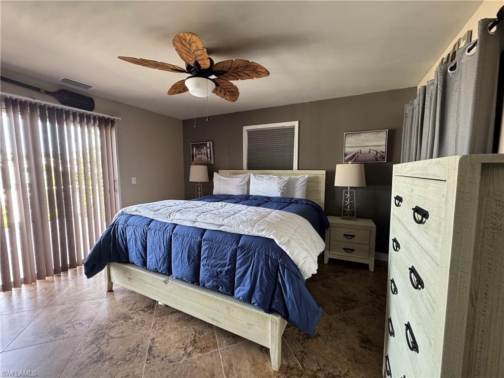 320 Lazy WAY, FORT MYERS BEACH FL 33931-18