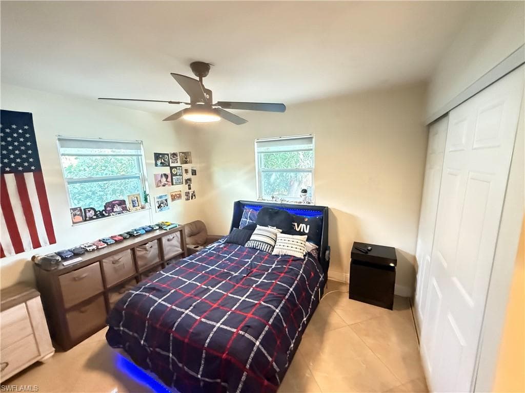 4207 Cindy AVE, NAPLES FL 34112-44