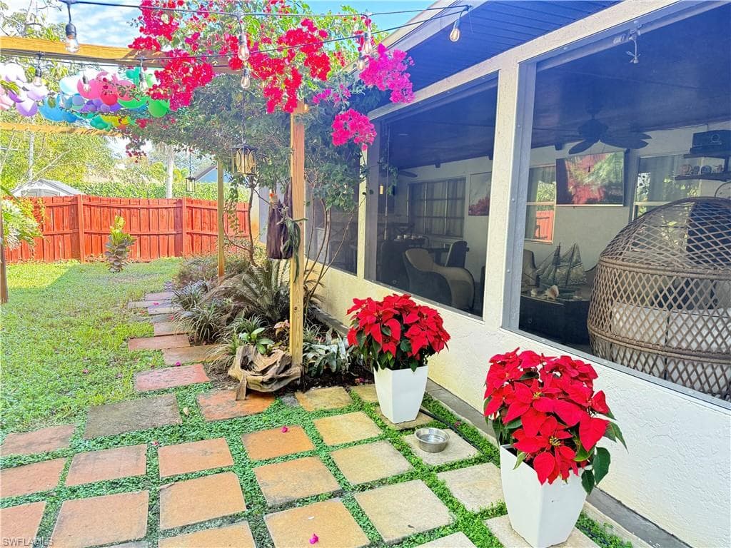 4207 Cindy AVE, NAPLES FL 34112-15