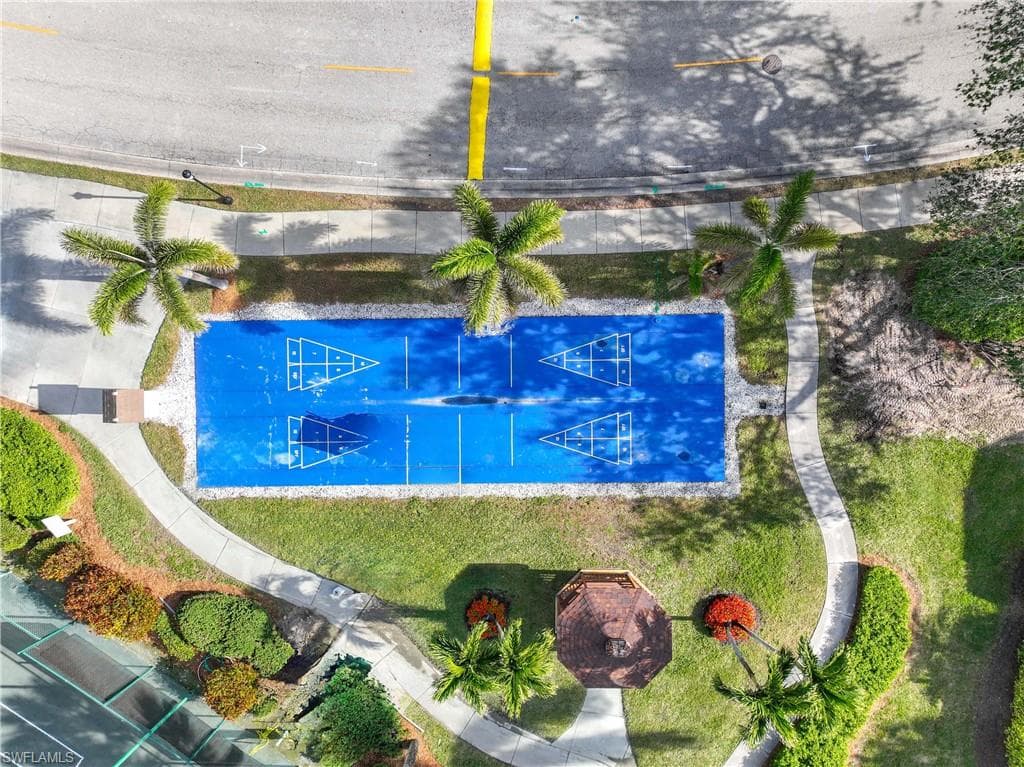 2860 Citrus Lake DR # R204, NAPLES FL 34109-20