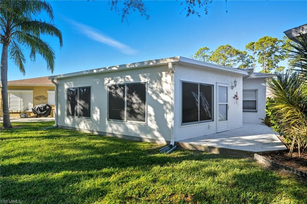 10725 Blue Bimini CIR, ESTERO FL 33928-32