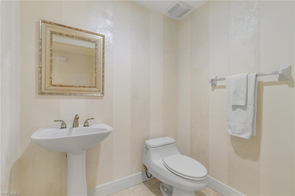 2090 W First ST # 1606, FORT MYERS FL 33901-19