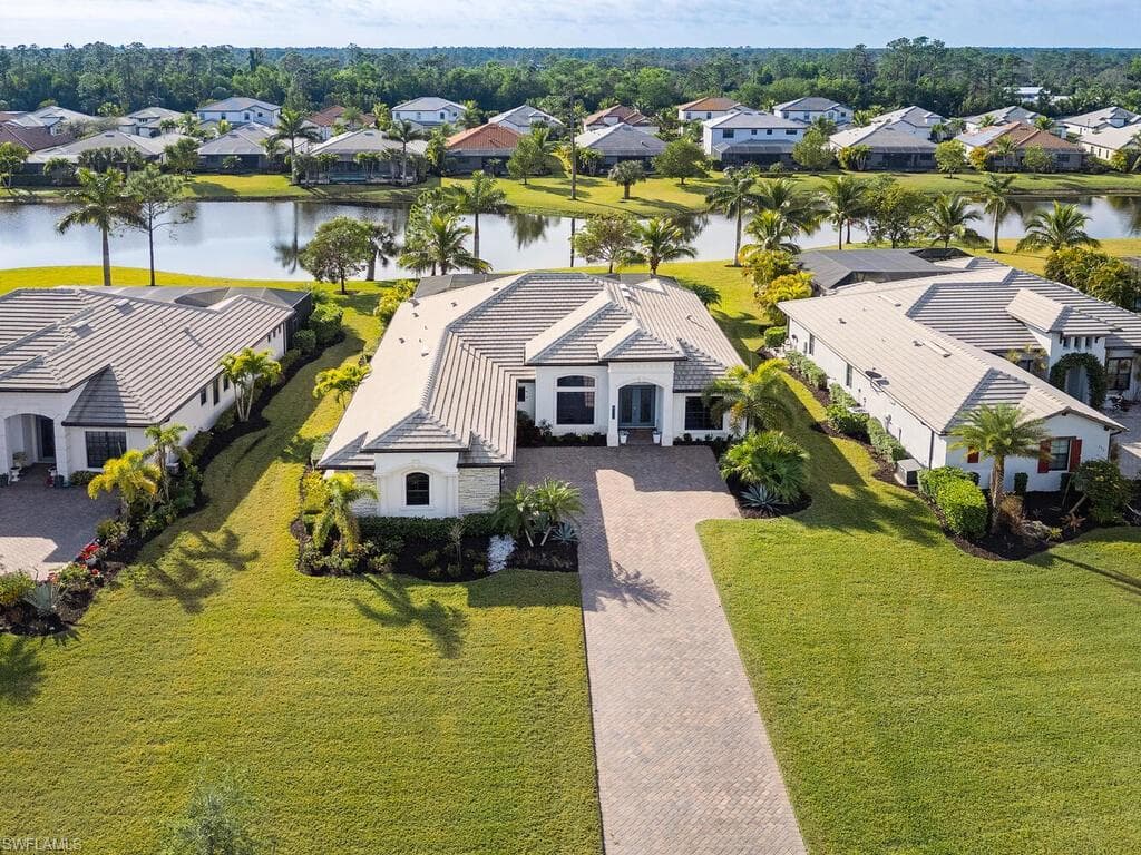 2308 Somerset PL, NAPLES FL 34120-1