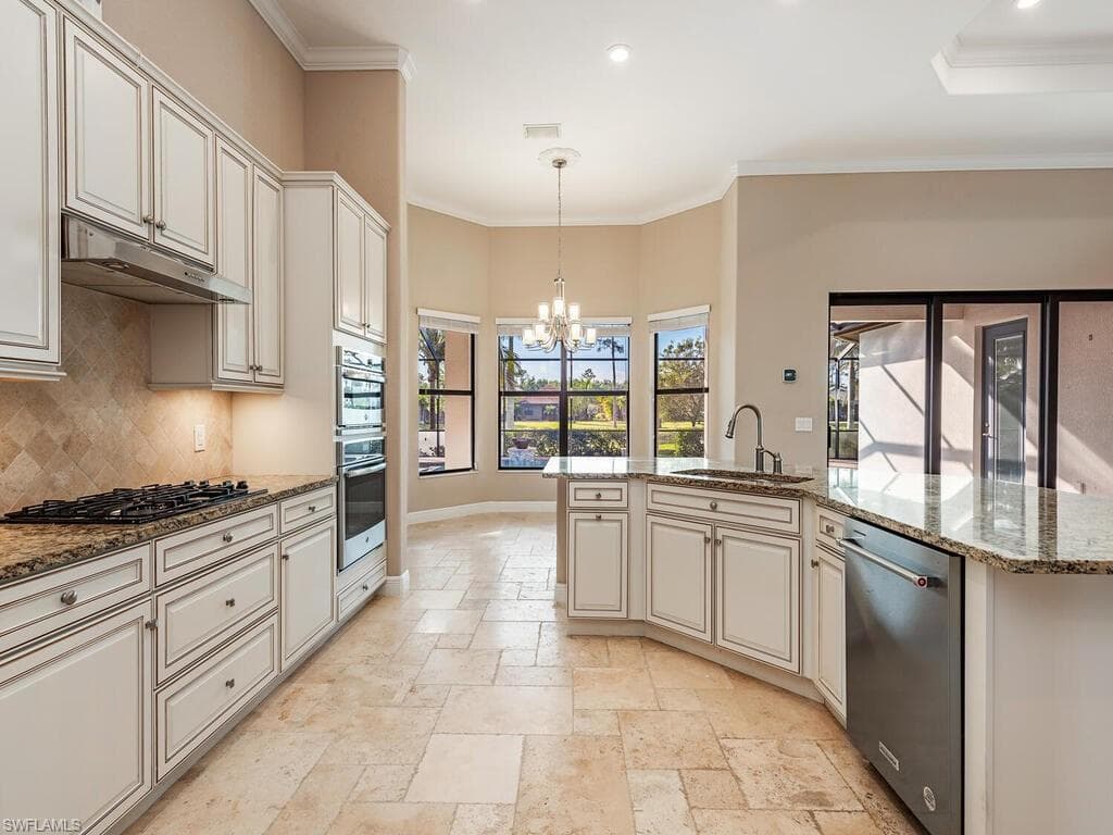 2308 Somerset PL, NAPLES FL 34120-8
