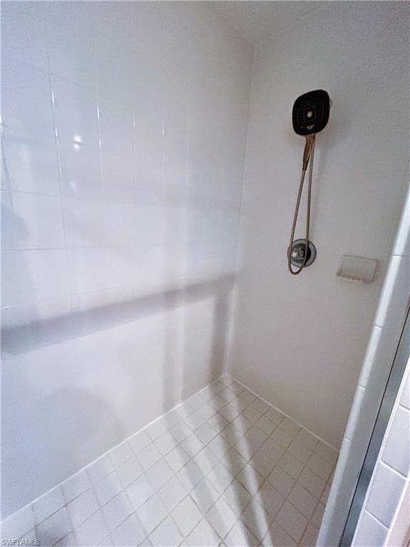 1141 Van Loon Commons CIR # 301, CAPE CORAL FL 33909-22