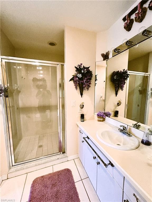 1141 Van Loon Commons CIR # 301, CAPE CORAL FL 33909-20