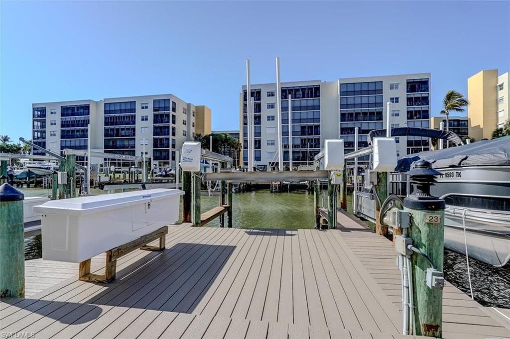 4361 Bay Beach LN # 121, FORT MYERS BEACH FL 33931-24