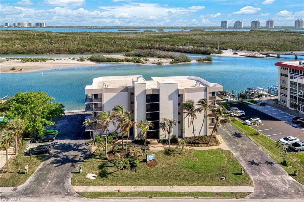 25875 Hickory BLVD # 501, BONITA SPRINGS FL 34134-1
