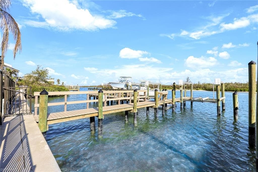 25875 Hickory BLVD # 501, BONITA SPRINGS FL 34134-35